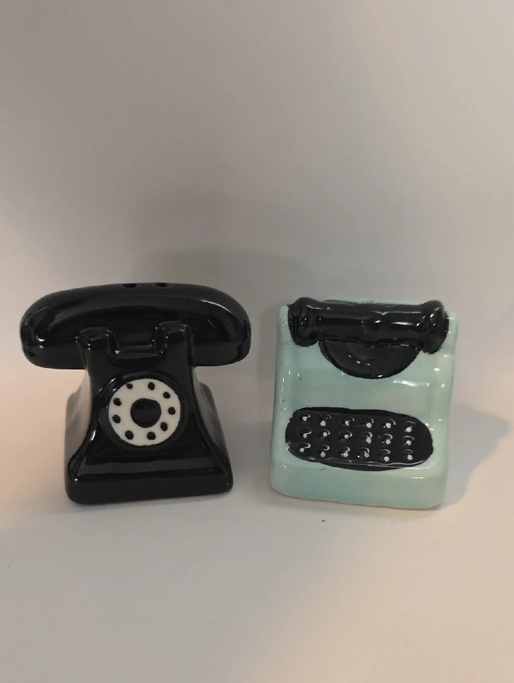 Ceramic Mini Telephone Salt & Pepper Shakers